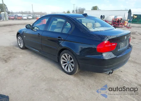 2011 BMW 328I xDrive из США, поврежденный, VIN WBAPK5G5XBNN27652
